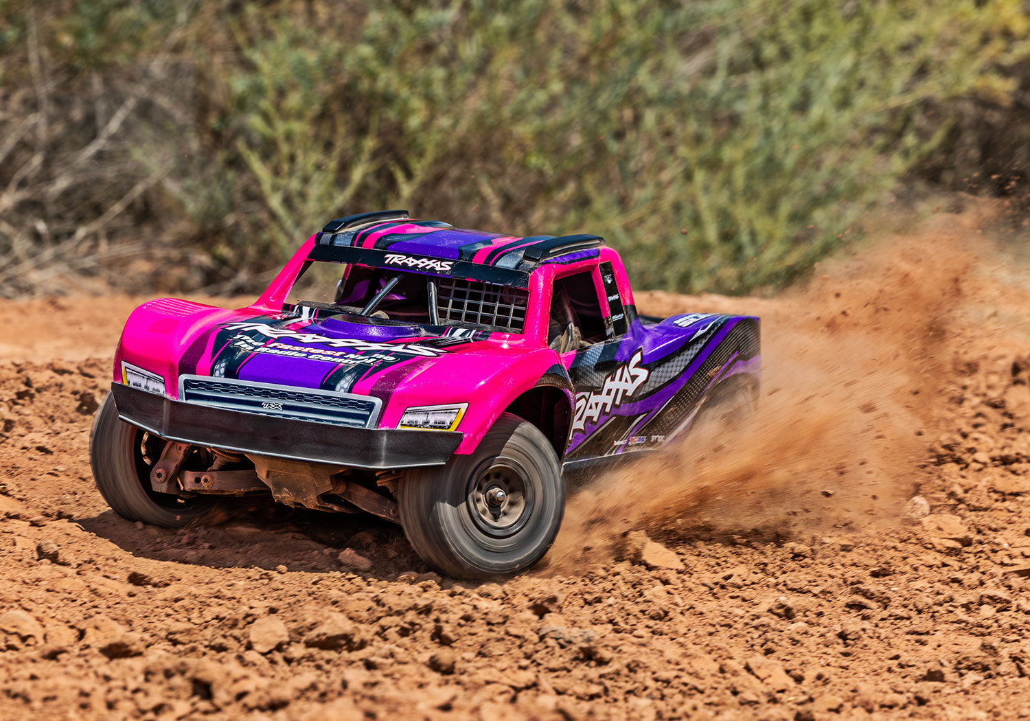 Traxxas - Mini Slash® Brushless 1/16 4WD RTR Short Course Truck w/TQ™ 2.4Ghz Radio, Battery & Charger, Rosa