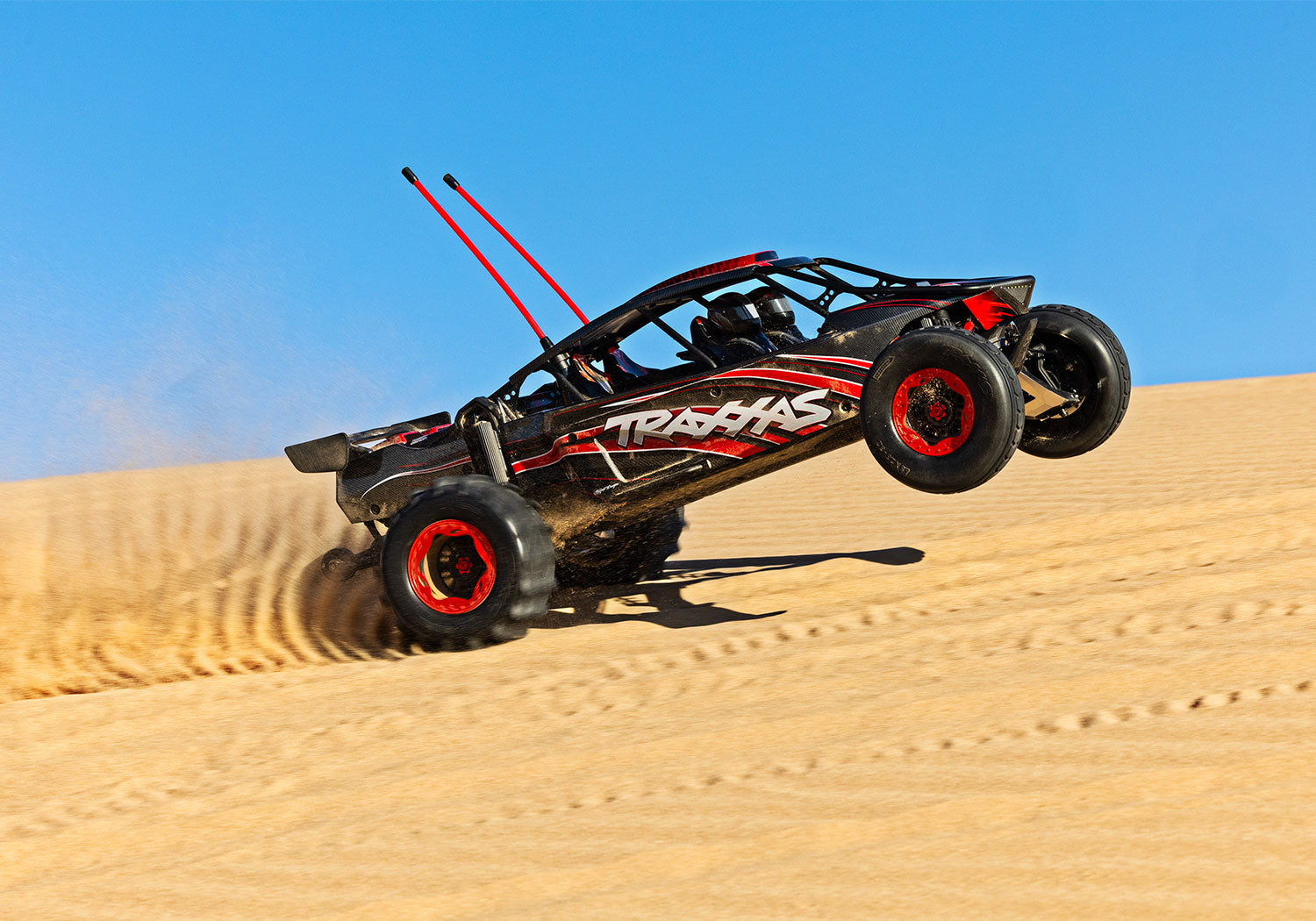 Traxxas - Funco® Pro Scale® 2WD Brushless RTR Sand Car (Red) w/TQi 2.4GHz Radio, Link Module & TSM, Roja