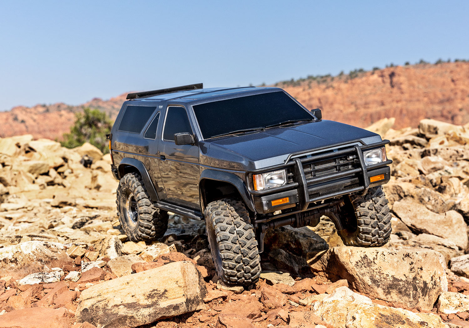 Traxxas - TRX-4 Nissan Pathfinder, Silver