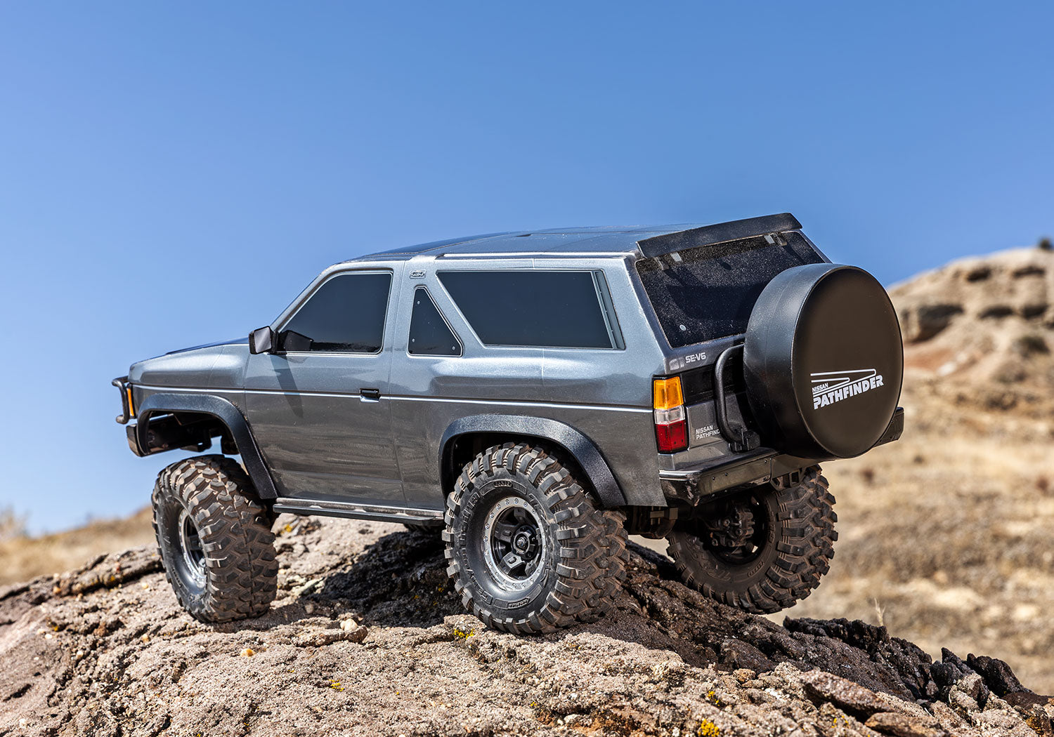 Traxxas - TRX-4 Nissan Pathfinder, Silver