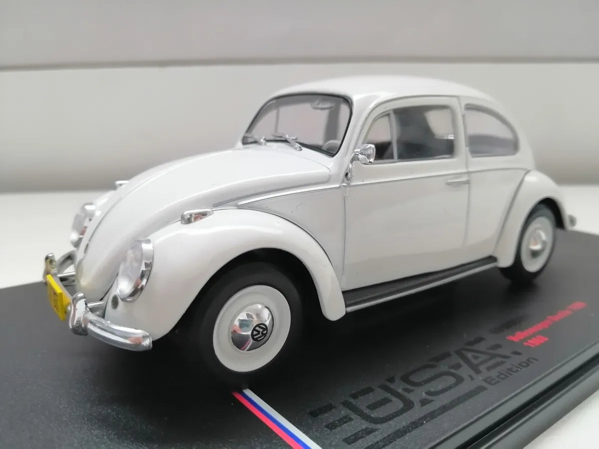 Ixo Models - 1960 Volkswagen Beetle - Pearl White, escala 1:24