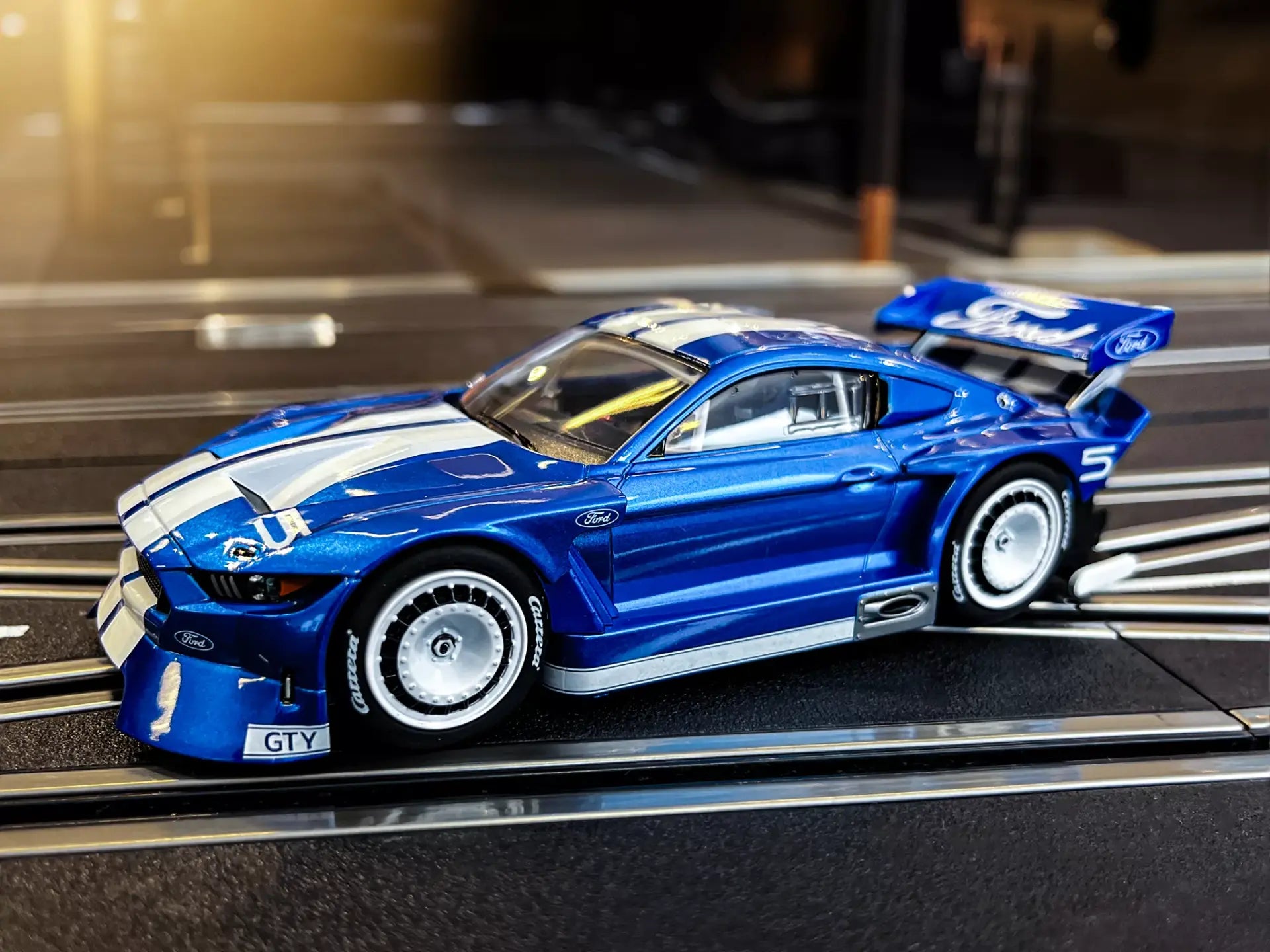 Carrera - Ford Mustang GTY "No.5" Digital, Escala 1/32