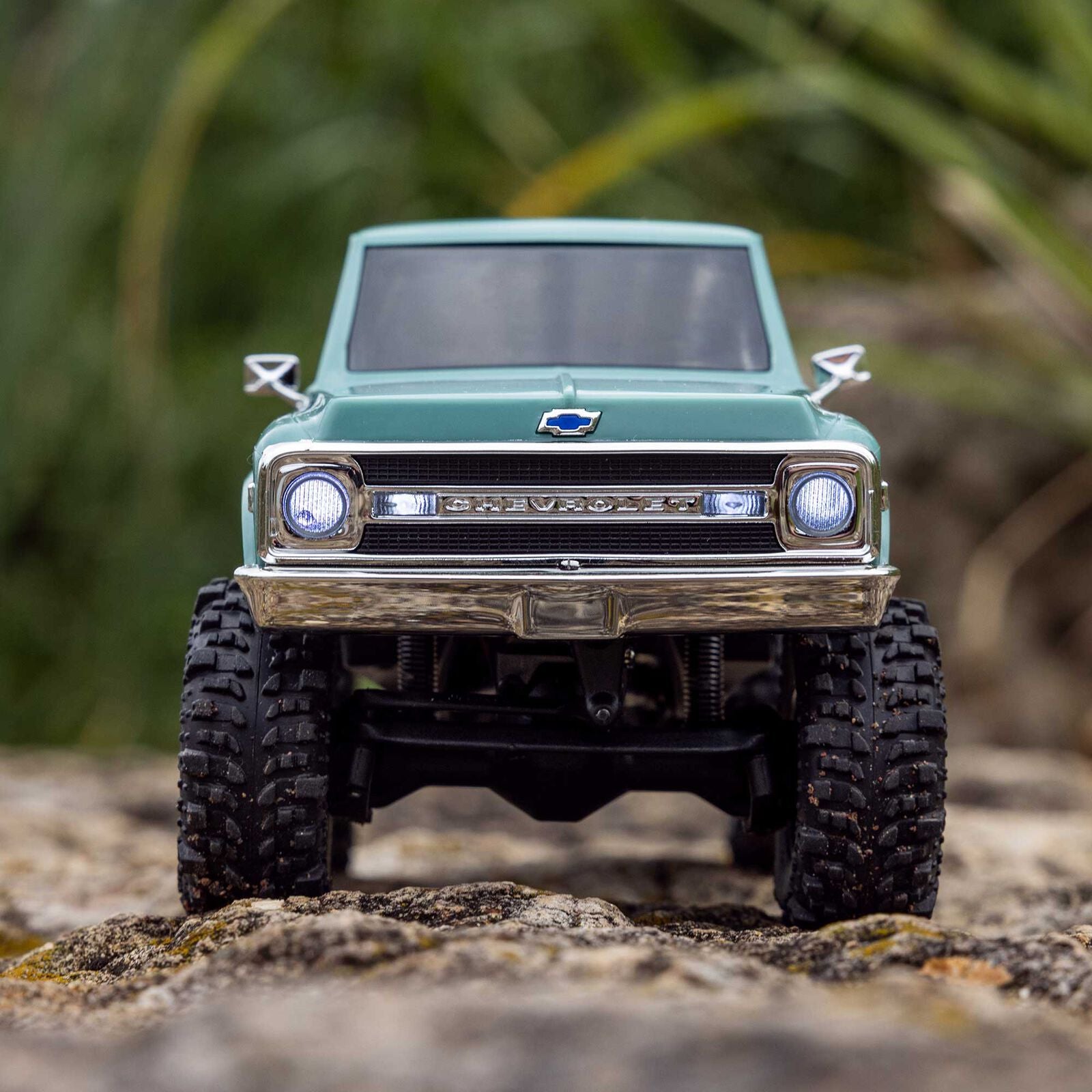 Axial - 1/30 Axial SCX30 Chevrolet K10 (Battery & Charger Included), Verde