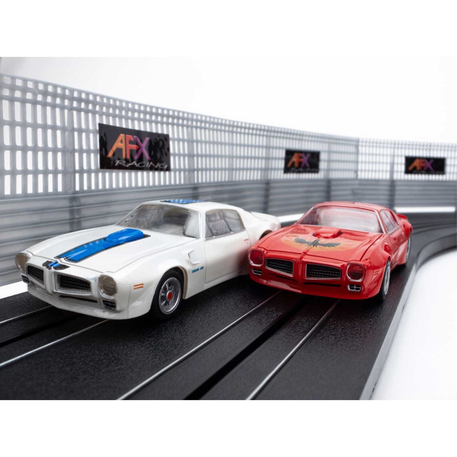 AFX - Firebird TransAm 1972 Red, Escala 1/64