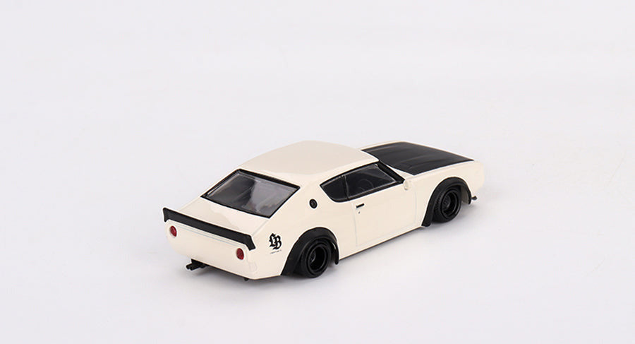 Mini GT - Nissan Skyline Kenmeri Liberty Walk White 1/64