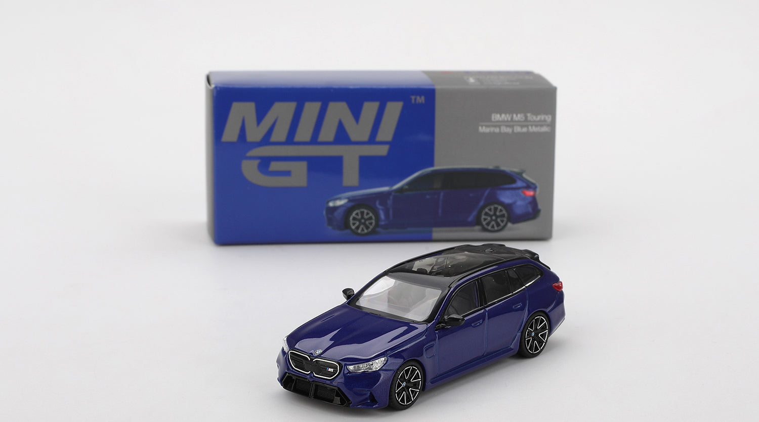 Mini GT - BMW M5 Touring Marina Bay Blue Metallic 1/64