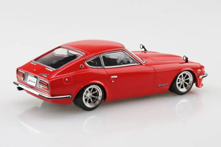 Aoshima Model Kits - 1/32 Snap Kit #15CU-RD Nissan S30 Fairlady Z Custom (Red)