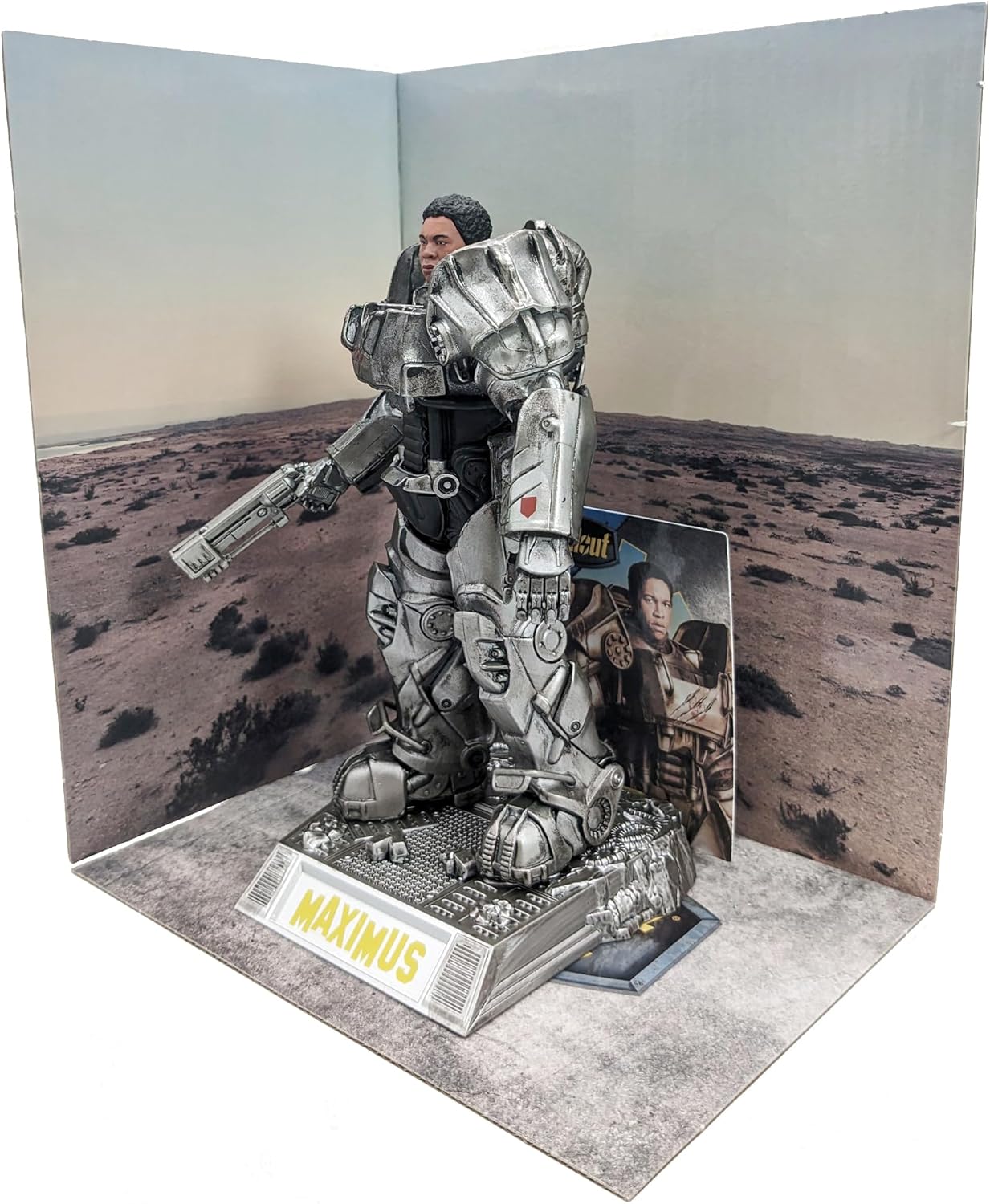 McFarlane Toys - Estatua Movie Maniacs: Fallout - Maximus Limited Edition 6 Pulgadas (sin casco)