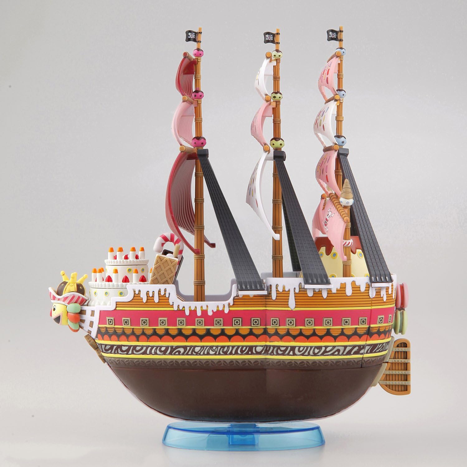 Bandai - Grand Ship Collection #13 Queen-Mama-Chanter "One Piece" Model Kit