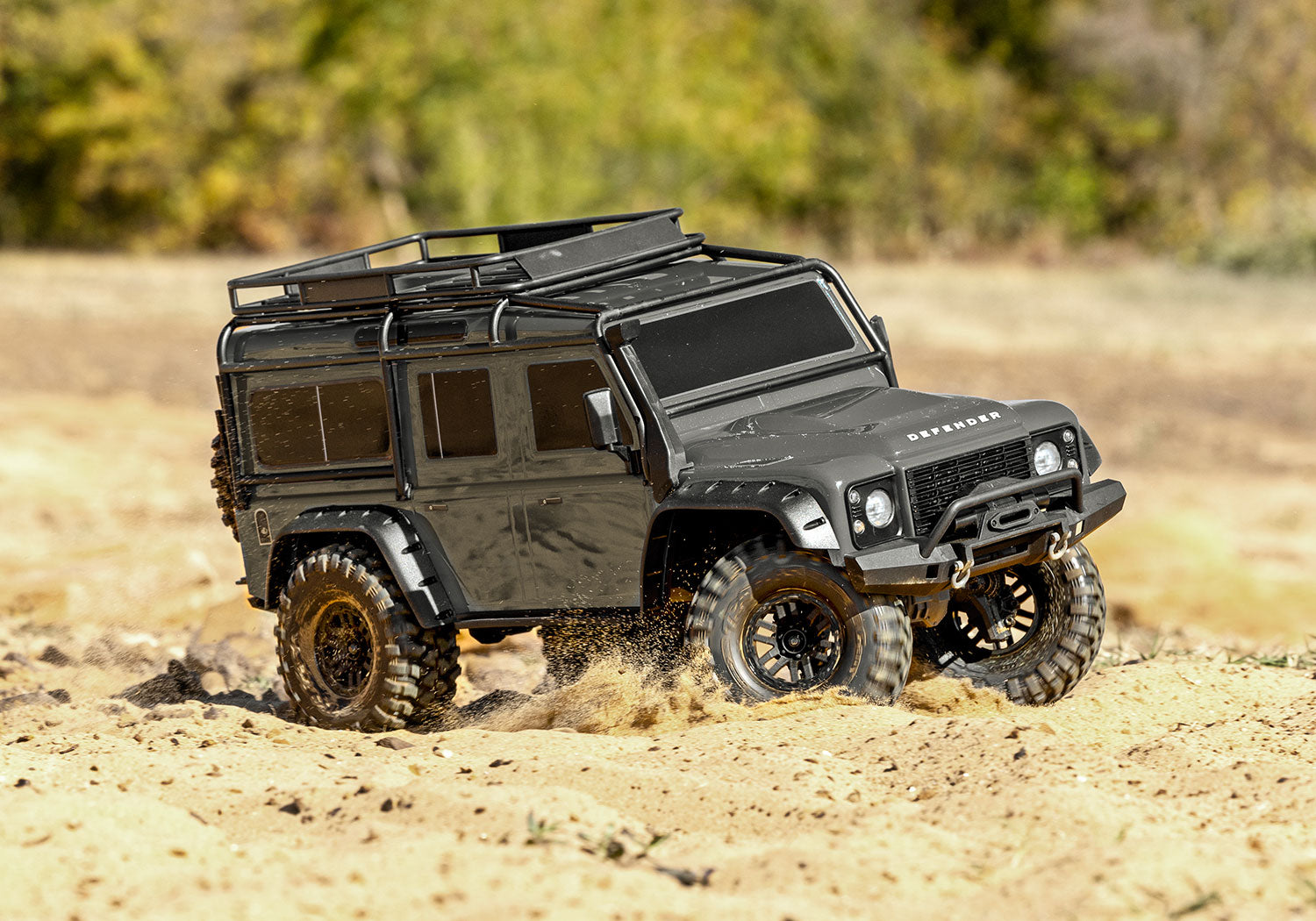 Traxxas - TRX-4 1/10 Scale & Trail Rock Crawler w/Land Rover Defender Body w/XL-5 ESC & TQi 2.4GHz Radio, Gris