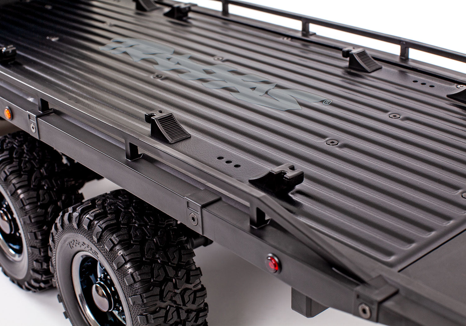 Traxxas - TRX-6 1/10 6x6 Ultimate RC Hauler Flatbed Tow Truck w/TQi 2.4GHz Radio & Pro Scale Winch