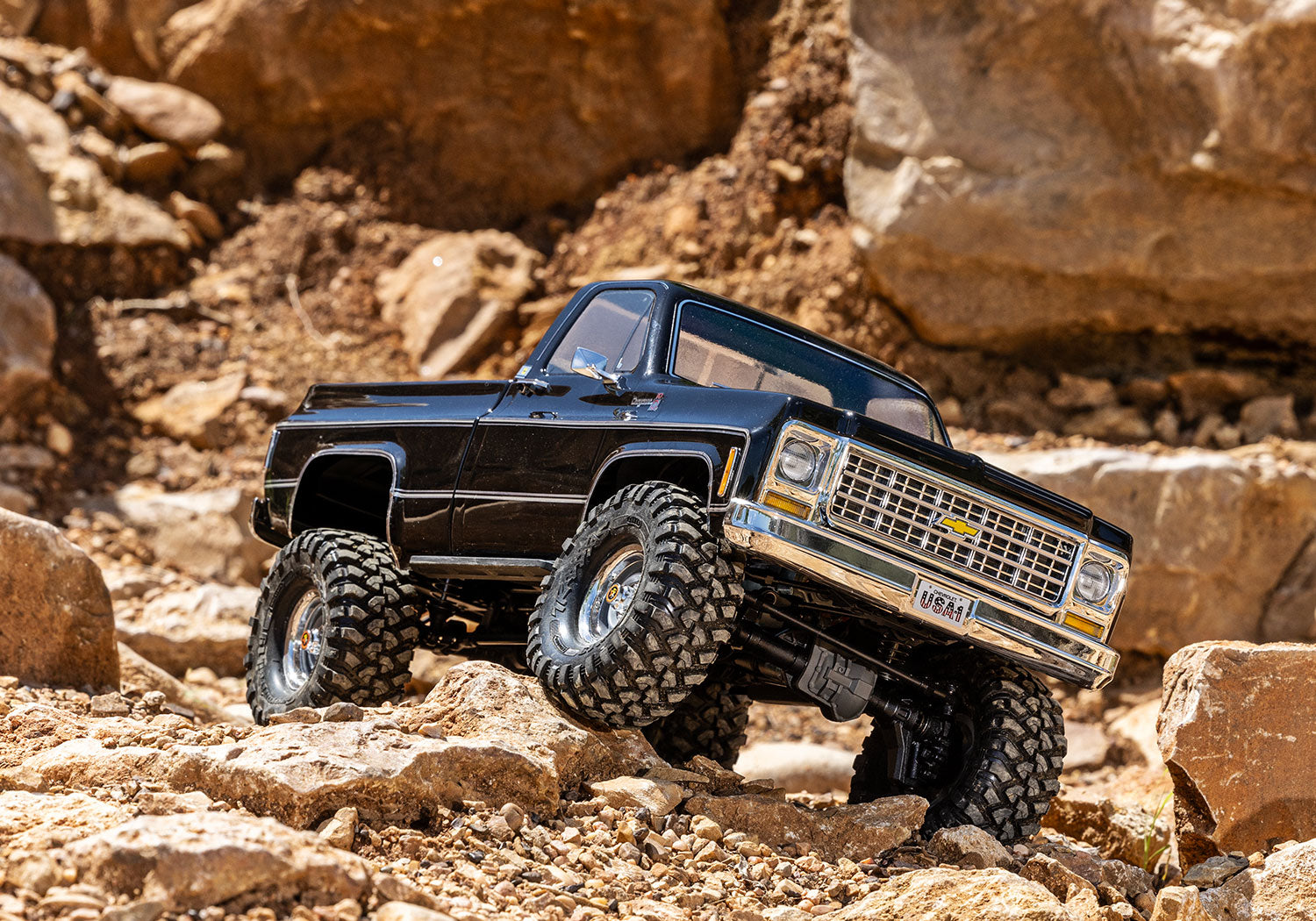 Traxxas - TRX-4® 1/10 4WD RTR Scale & Trail® Rock Crawler w/1979 Chevrolet® K10 Truck w/XL-5™ HV ESC & TQ™ 2.4GHz Radio, Negra