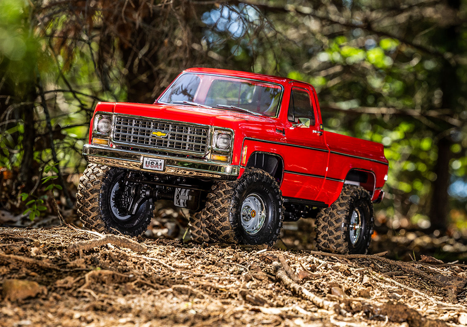 Traxxas - TRX-4® 1/10 4WD RTR Scale & Trail® Rock Crawler w/1979 Chevrolet® K10 Truck w/XL-5™ HV ESC & TQ™ 2.4GHz Radio, Roja