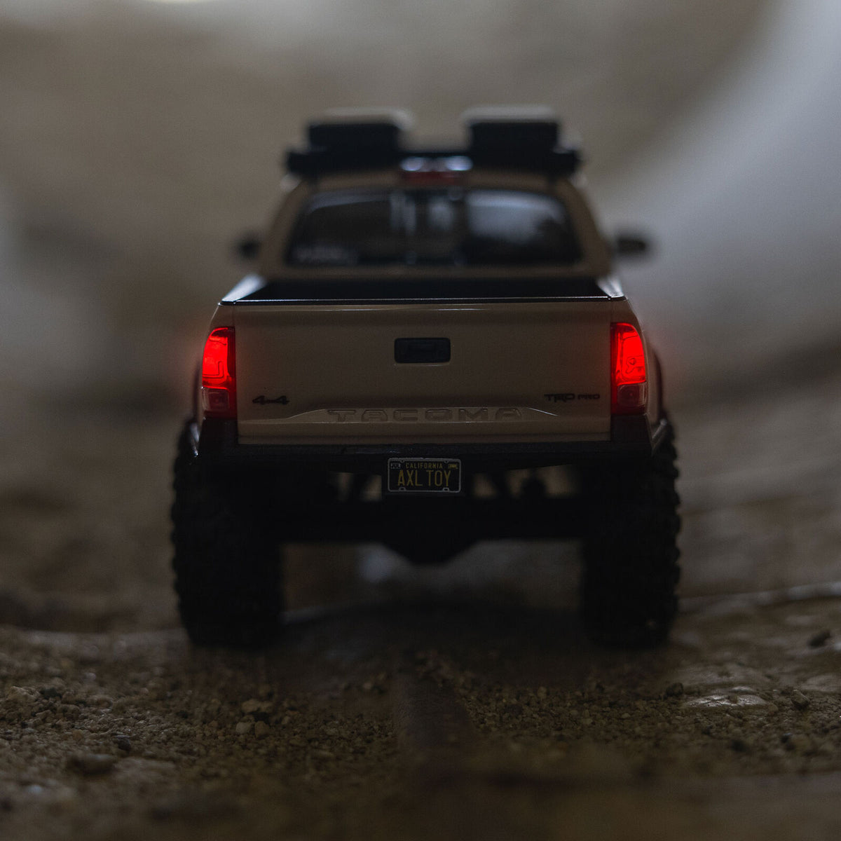 Axial - 1/30 SCX30 Toyota Tacoma TRD Pro 4X4 RTR, Overland Edition, Beige