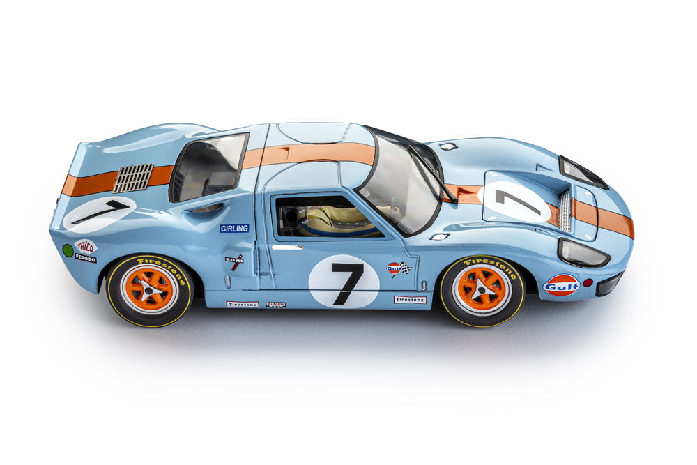 Slot.It - Ford GT40 1969 - 24h Le Mans / #7 - M. Hailwood, D. Hobbs - Análogo, escala 1/32