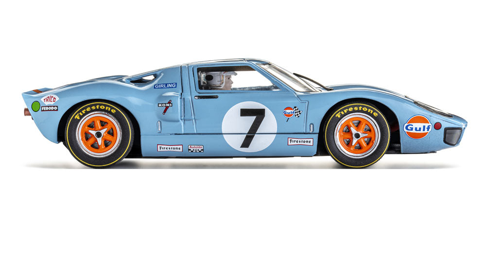 Slot.It - Ford GT40 1969 - 24h Le Mans / #7 - M. Hailwood, D. Hobbs - Análogo, escala 1/32