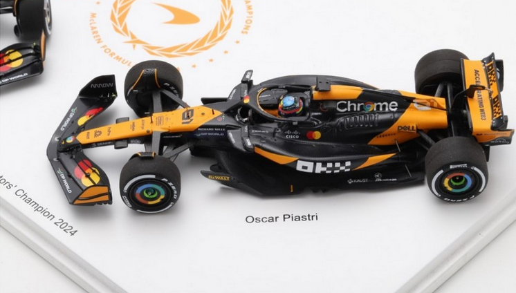Spark - McLaren MCL38 No.4 & No.81 Formula 1 Constructors' Champion 2024 Lando Norris & Oscar Piastri, escala 1:43