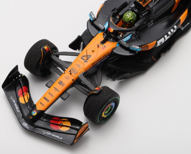 Spark - McLaren MCL39 No.4 McLaren Formula 1 Team Winner Australian GP 2025 Lando Norris, escala 1:43