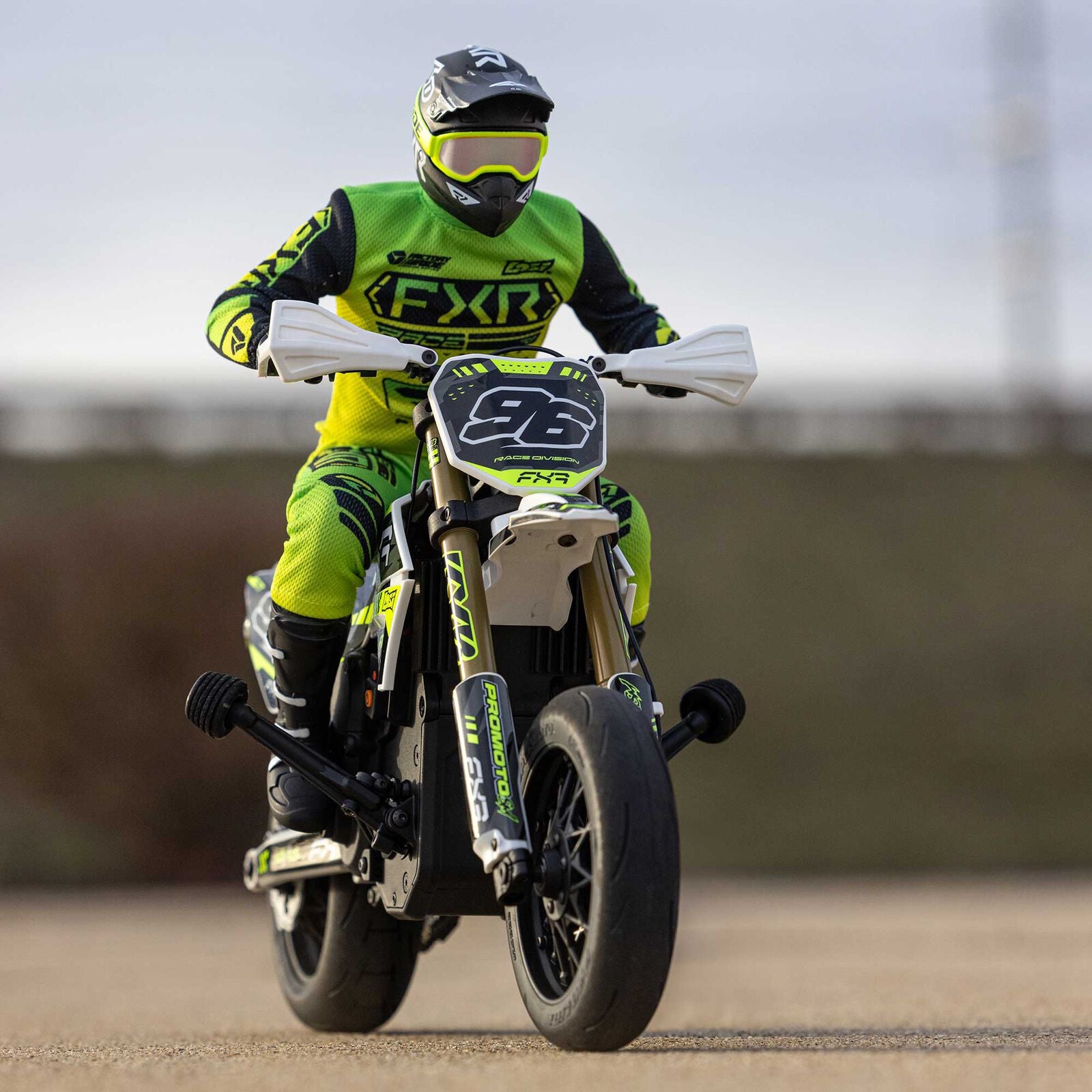 Team Losi - 1/4 Losi Promoto-SM FXR Supermoto (Battery and Charger Included)