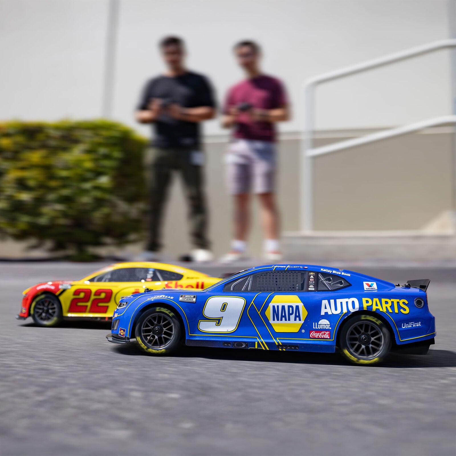 Team Losi - 1/12 Losi NASCAR 2025 Chase Elliott No. 9 NAPA (Battery & Charger Included)