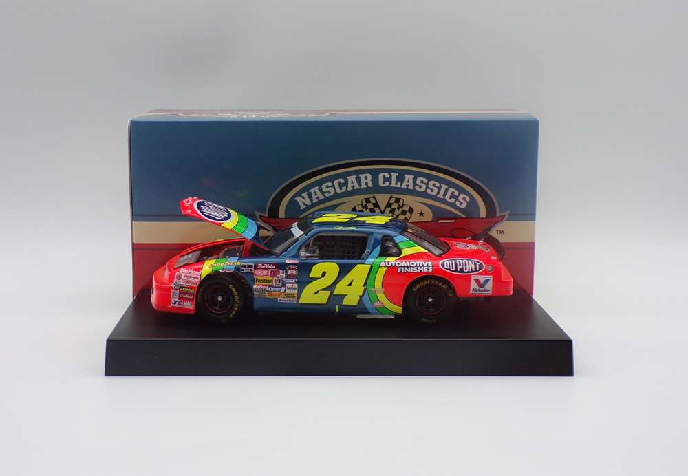 Lionel Racing - Jeff Gordon #24 Dupont Charlotte Win 1994 Lumina, escala 1:24