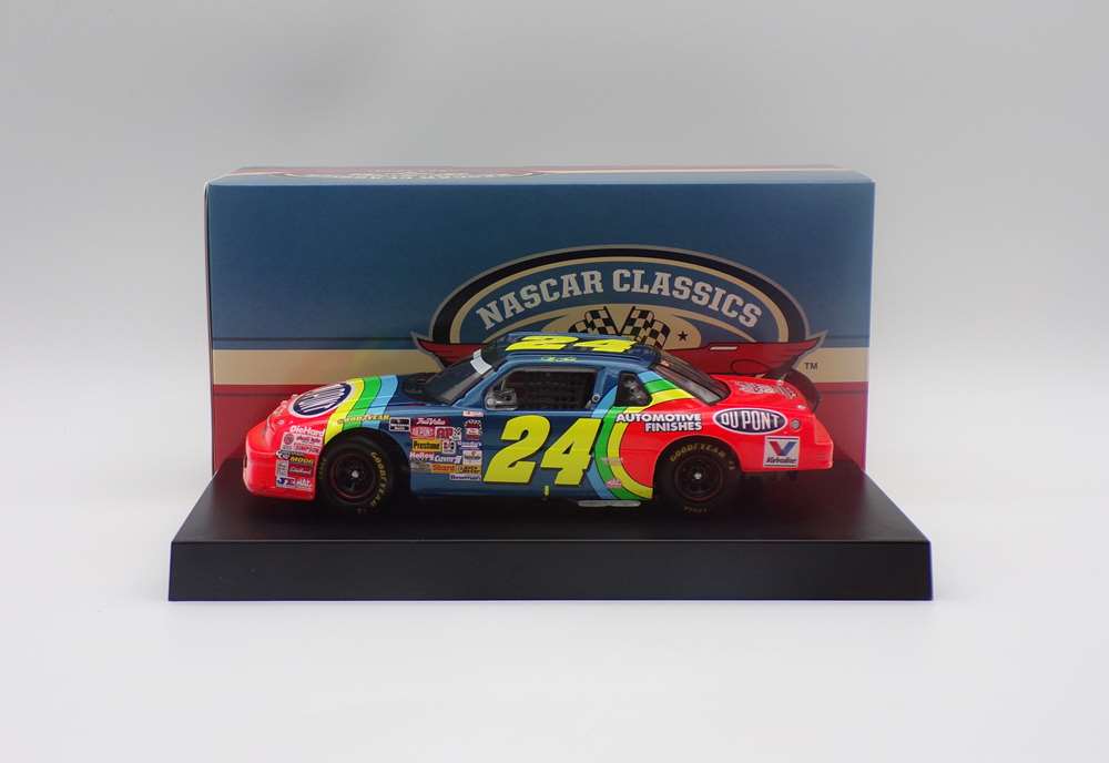 Lionel Racing - Jeff Gordon #24 Dupont Charlotte Win 1994 Lumina, escala 1:24