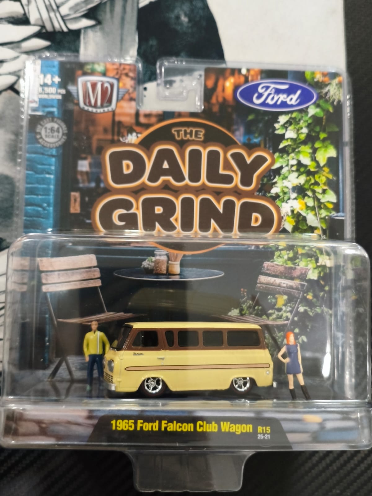 M2 MACHINES - 1965 Ford Falcon Club Wagon 1/64
