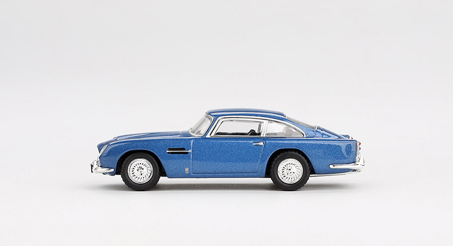 Mini GT - Aston Martin DB5 Sierra Blue 1/64