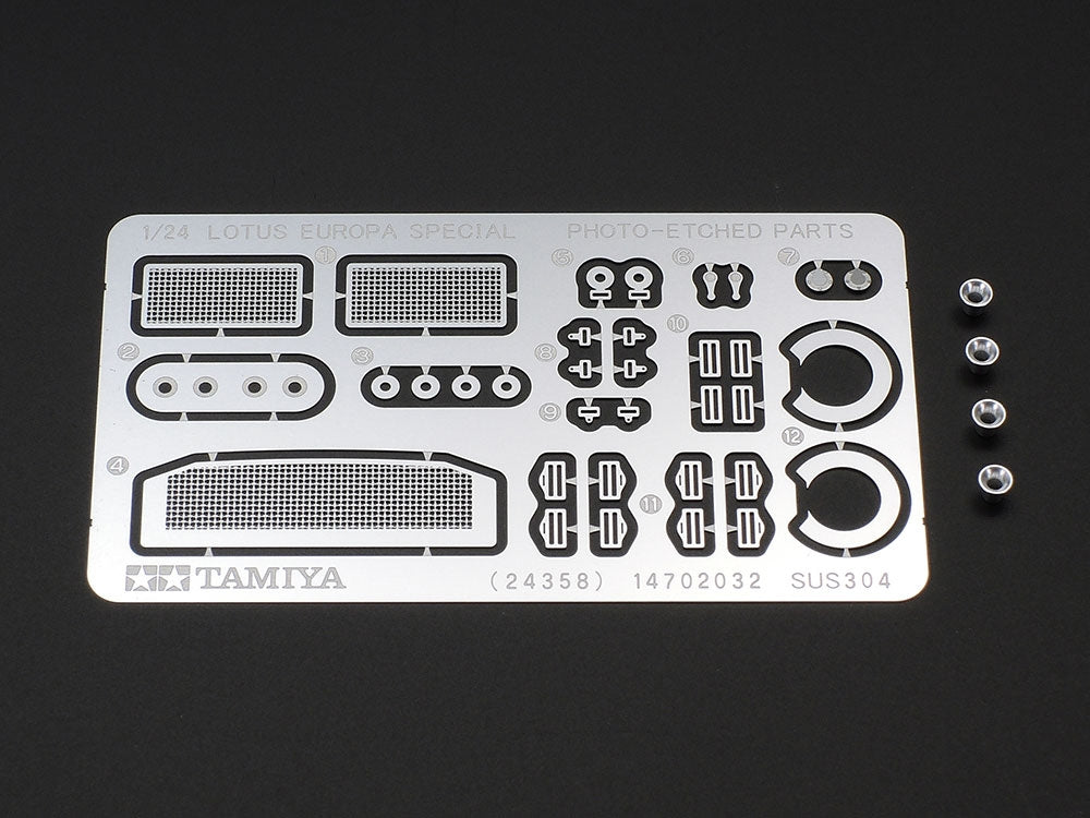 Tamiya - 1/24 Lotus Europa Special Plastic Model Kit