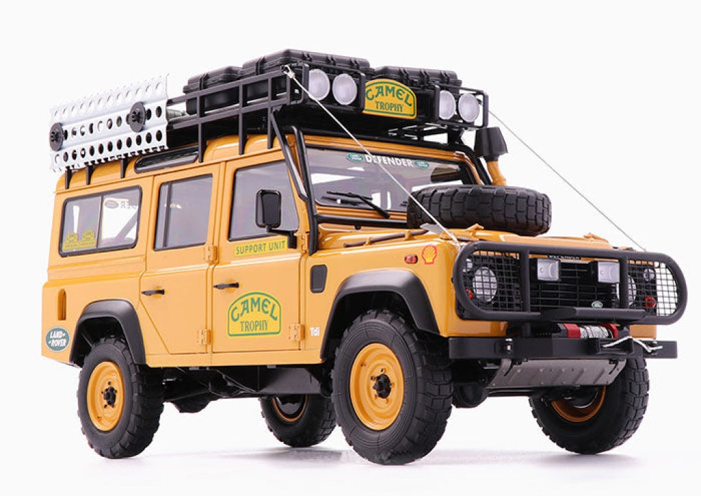 Almost Real - Land Rover Defender 110 Camel Trophy Support Unit Sabah Malaysia 1993 Escala 1:18 En