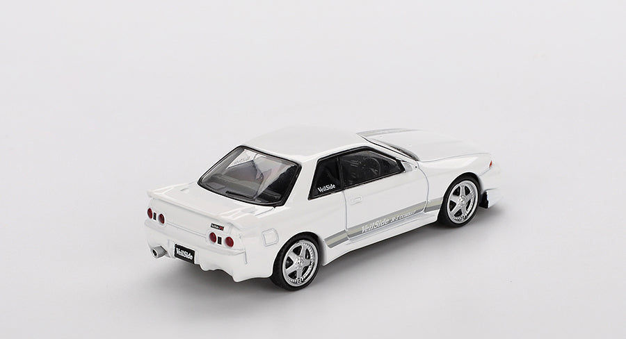 Mini GT - Nissan Skyline GT-R (R32) VeilSide Combat C-I White 1/64