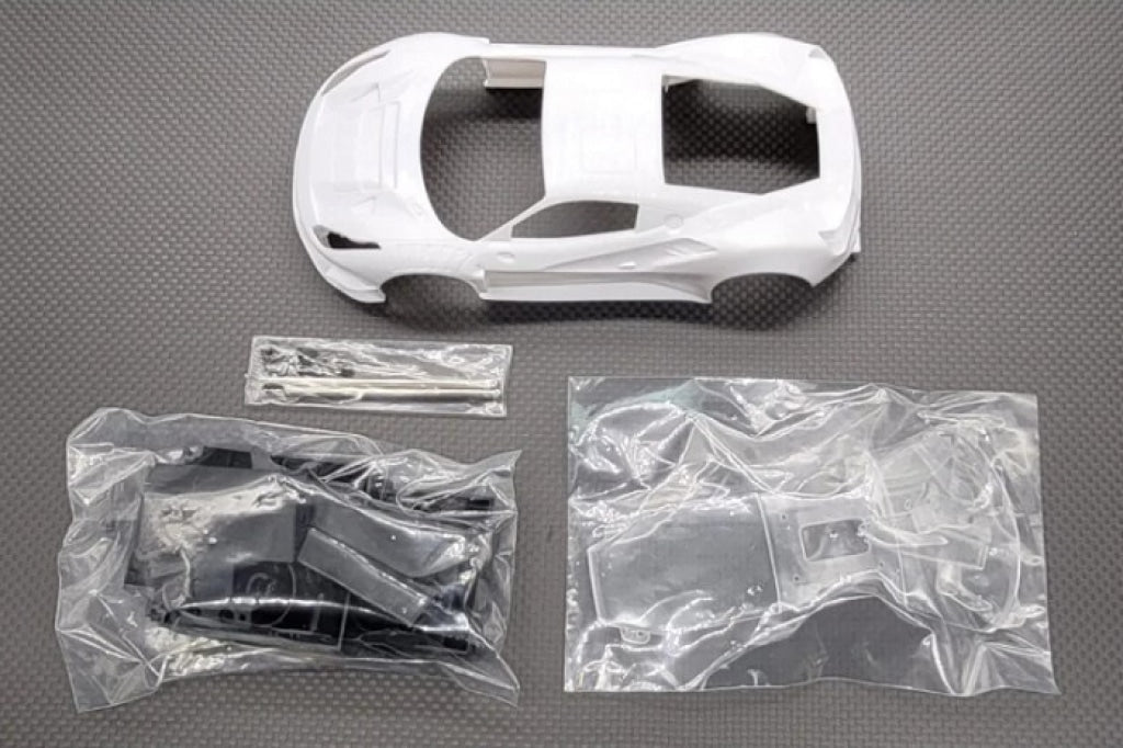 GL Racing - Ferrari 1/28 4488-GT3 White Body Kit Set