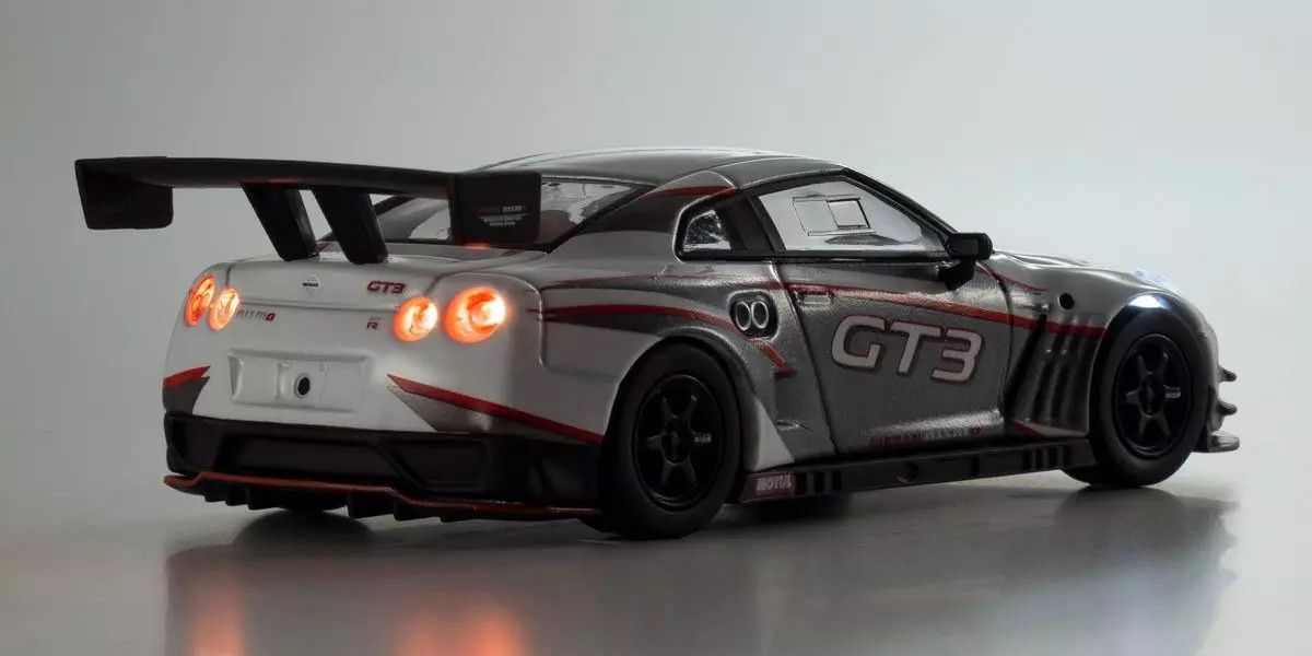 Kyosho - [MOTN] NISMO R35 GT-R GT3 with LED (White), escala 1:64