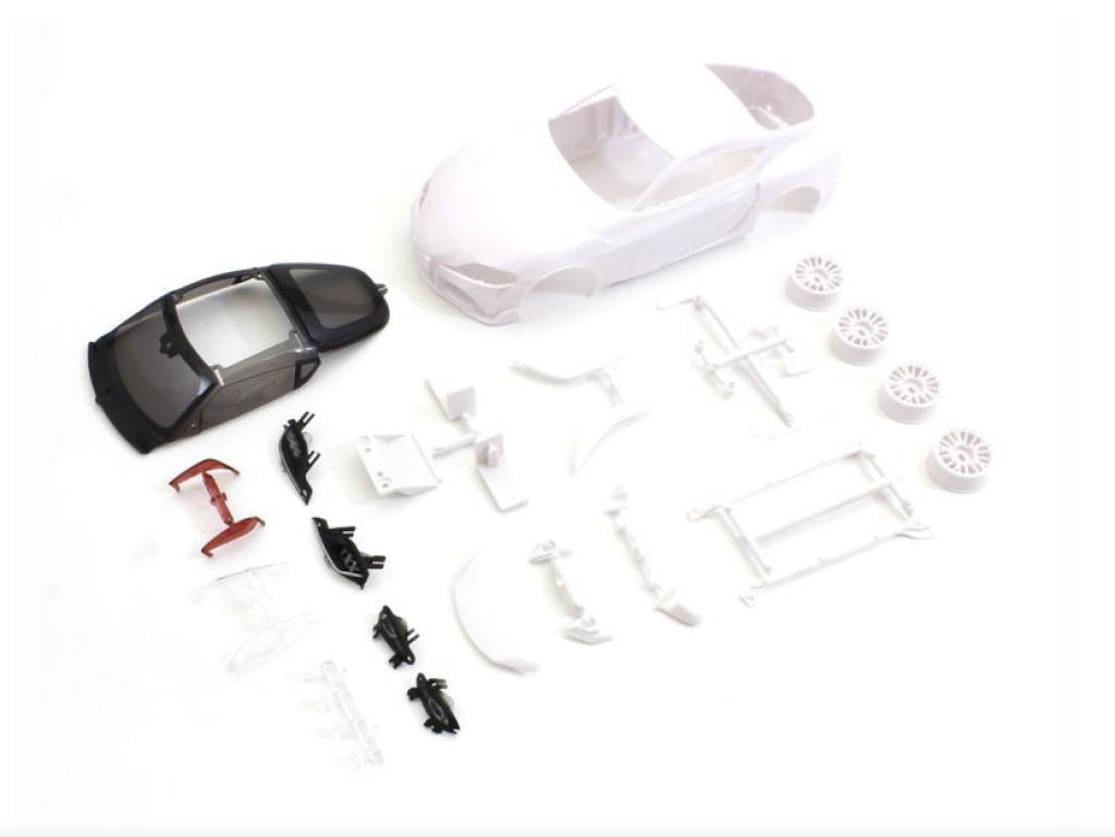 Kyosho - Toyota Gr Supra Trd White Bodyset W / Wheel En Existencia