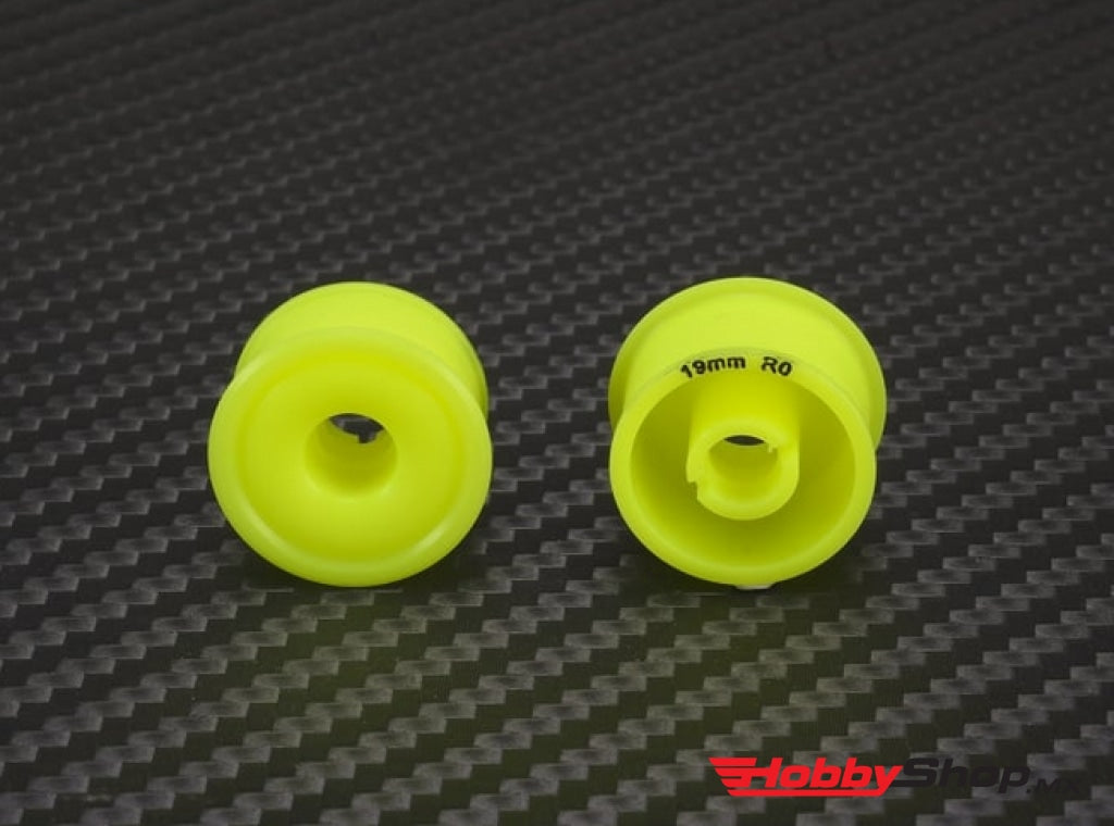 Pn Racing - Mini-Z 2Wd Machine Delrin Cut Yellow Formula 11X19Mm Flanged Wheel R0 En Existencia