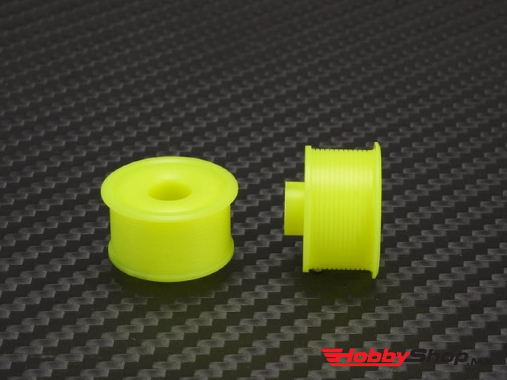 Pn Racing - Mini-Z 2Wd Machine Delrin Cut Yellow Formula 11X19Mm Flanged Wheel R3 En Existencia