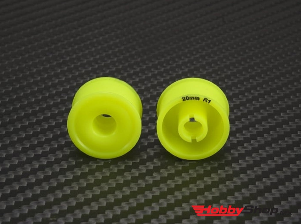 Pn Racing - Mini-Z 2Wd Machine Delrin Cut Yellow Formula 11X20Mm Flanged Wheel R1 En Existencia