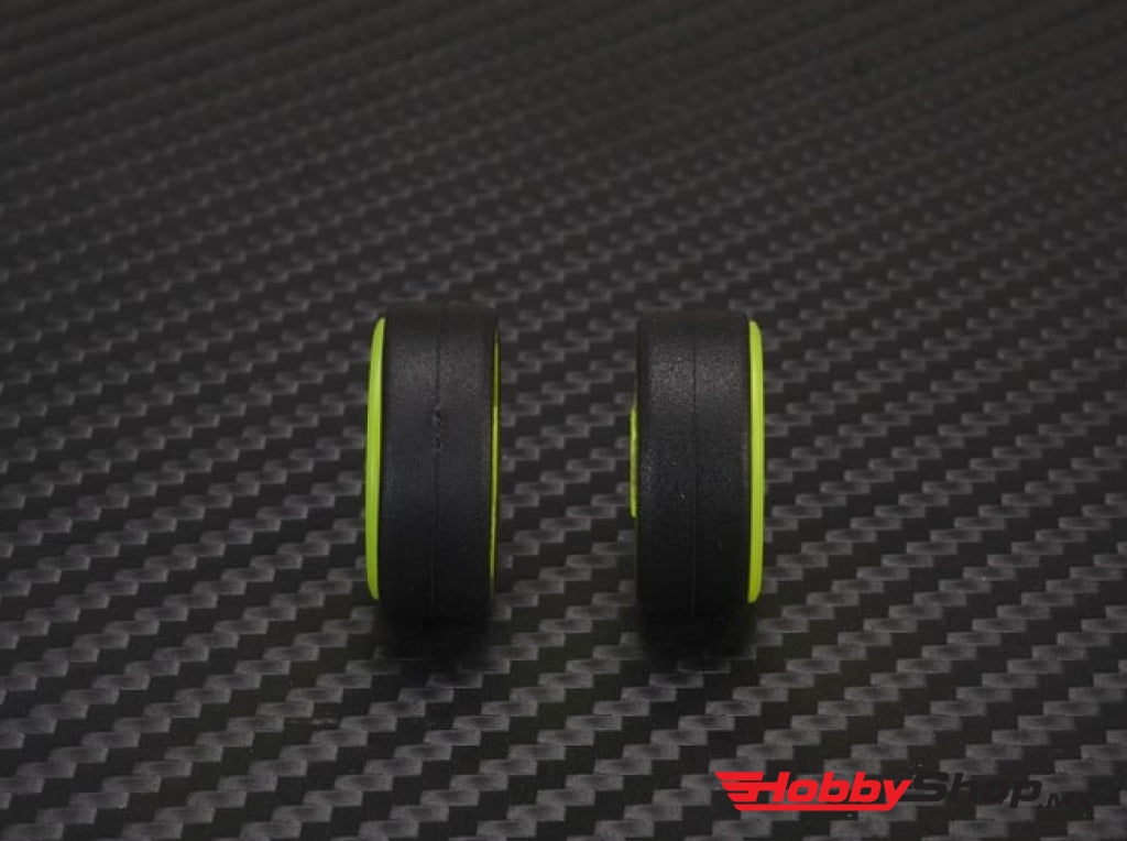 Pn Racing - Mini-Z 2Wd Machine Delrin Cut Yellow Formula 8.5X19Mm Flanged Wheel F15 En Existencia