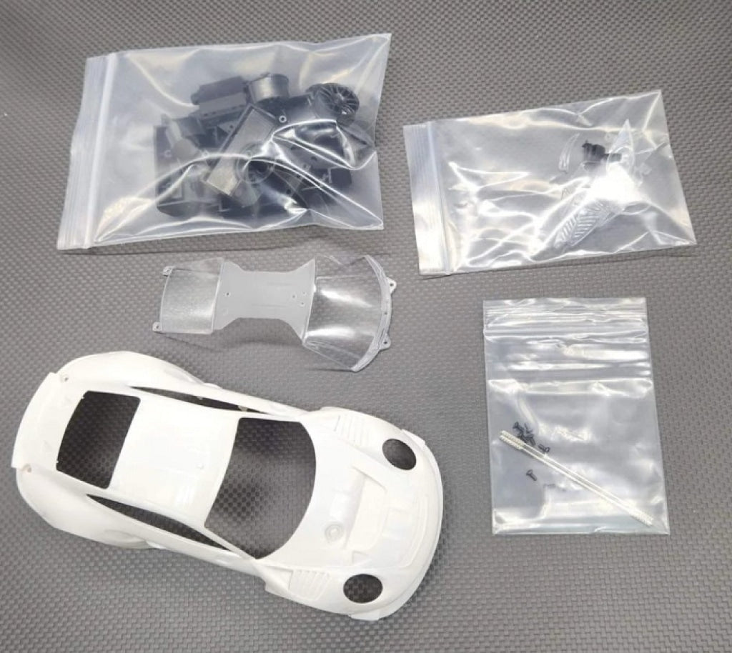 Gl Racing - 1/28 9911-Gt3 White Body Kit Set En Existencia