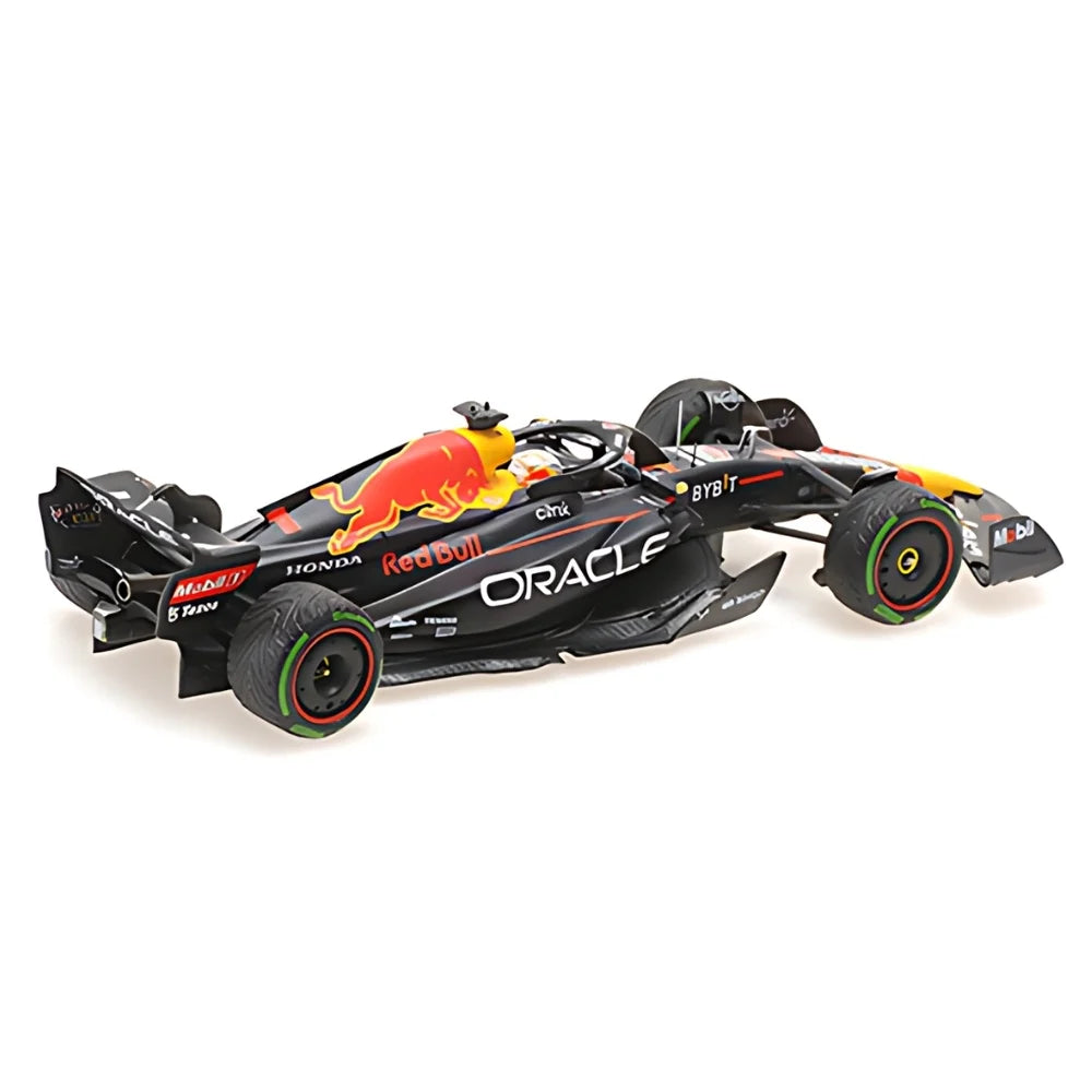 Minichamps - Oracle Red Bull Racing RB18 – Max Verstappen – Winner Japanese GP 2022 – W/Pitboard – World Champion, escala 1:43