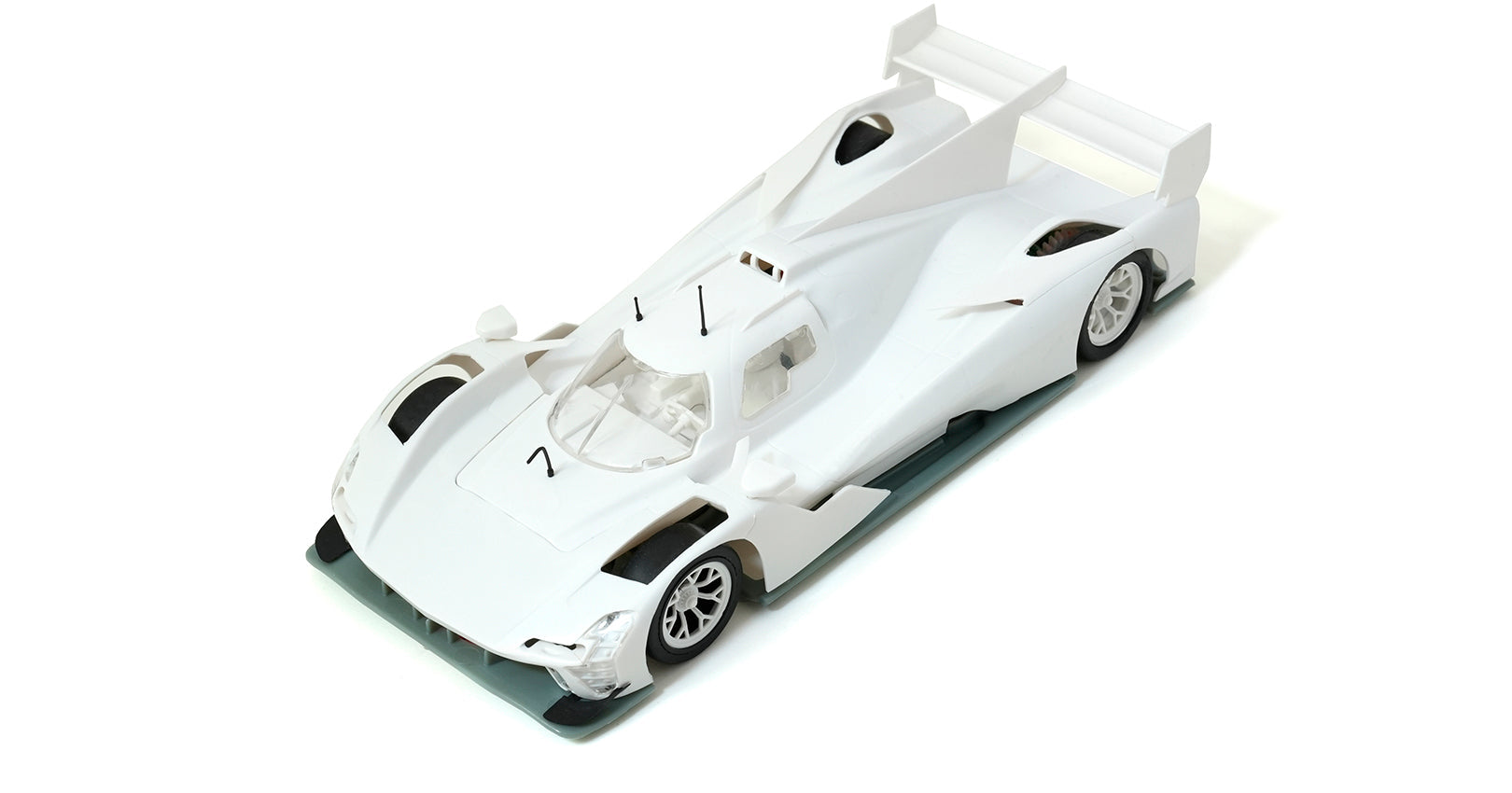 ScaleAuto - Cadillac V-LMdH Hypercar White Racing Kit Anglewinder RT4
