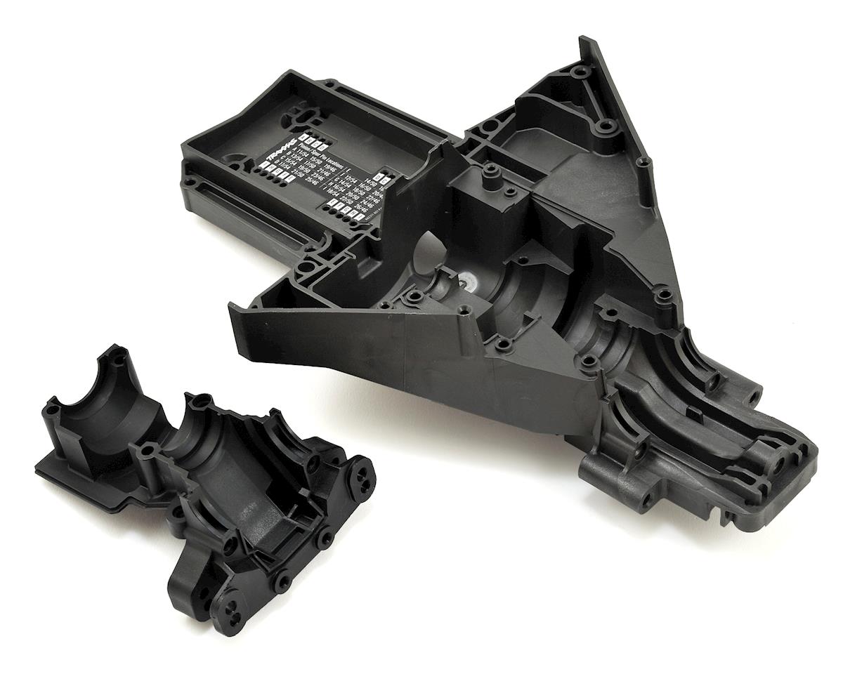 Traxxas - Bulkhead, rear (upper & lower), center differential (replacing #7727 & #7728 requires #5108 ball bearings (2))
