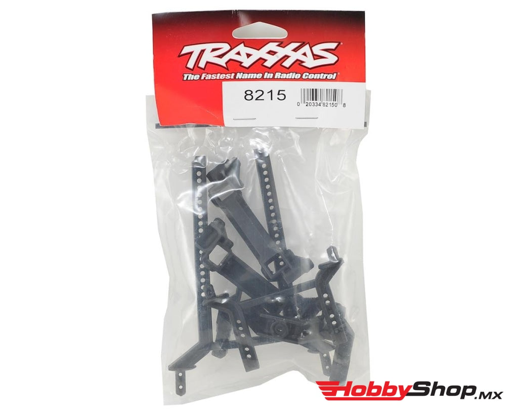 Traxxas - Soportes Y Postes Para La Carrocería Delantero Trasero (Juego Completo) En Existencia