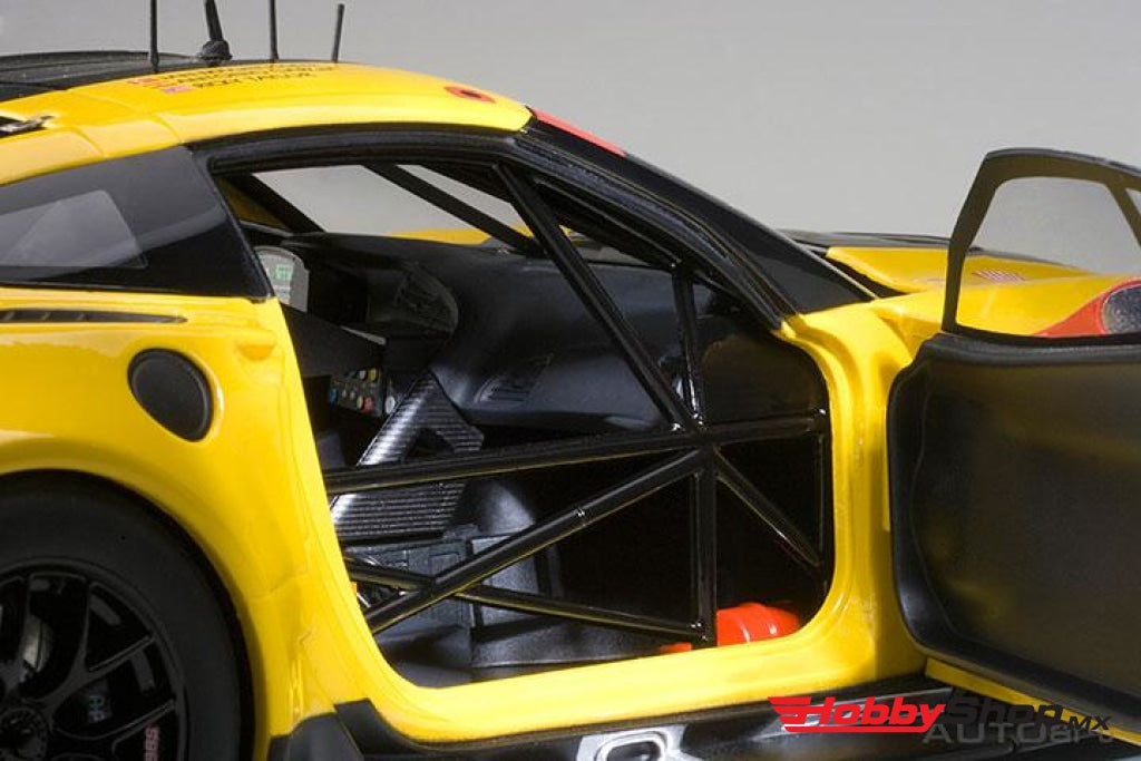 Autoart - Chevrolet Corvette C7.r Le Mans 24 Hrs 2016 En Existencia