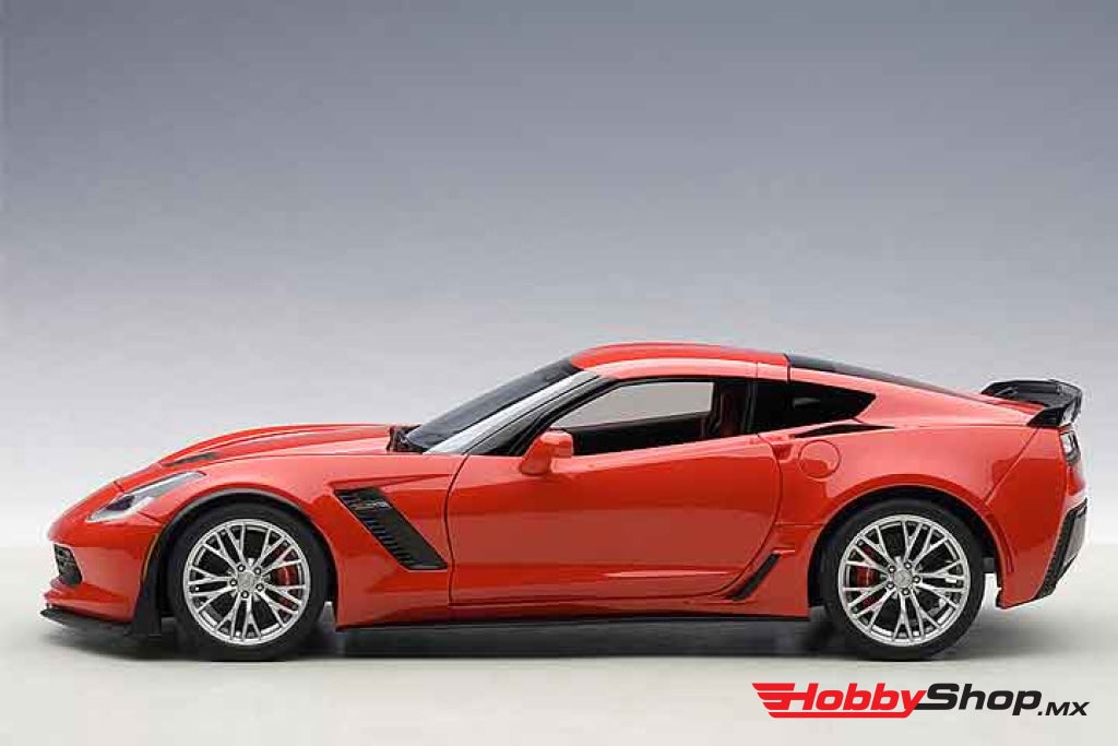 Autoart - Chevrolet Corvette C7 Z06 Torch Red En Existencia