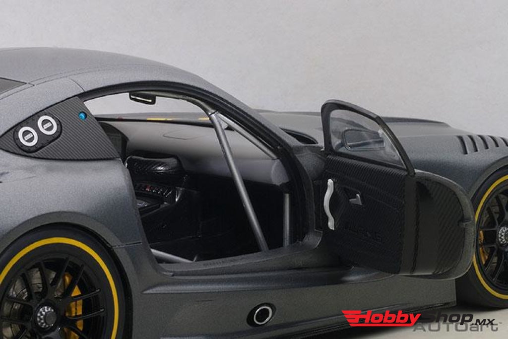 Autoart - Mercedes-Amg Gt3 Presentation Car Grey En Existencia
