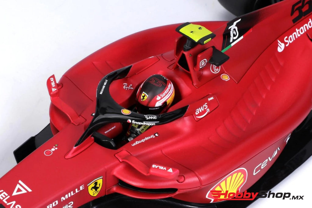 Bburago - Racing 2022 Ferrari Season Car #55 C. Sainz Escala 1:18 En Existencia