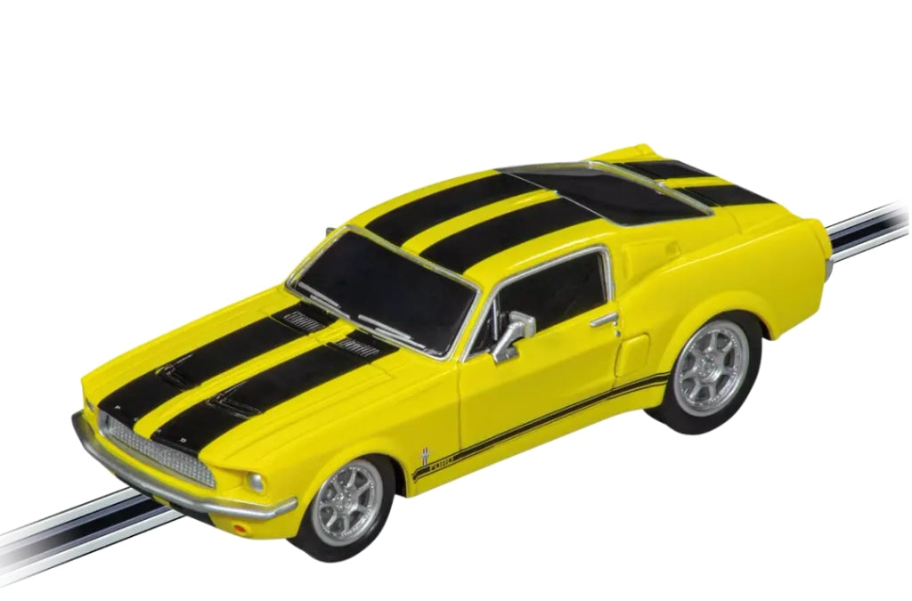 Carrera - Ford Mustang 67 Racing Yellow En Existencia