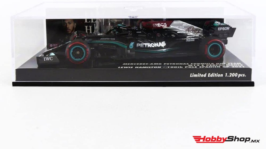 Minichamps - L. Hamilton Mercedes-Amg F1 W12 #44 100Th Pole Position Spanish Gp Escala 1:43 En