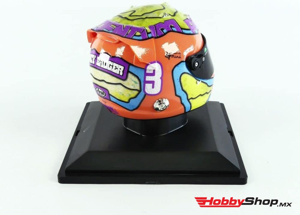 Spark - Casco Daniel Ricciardo 2022 Escala 1:5 En Existencia